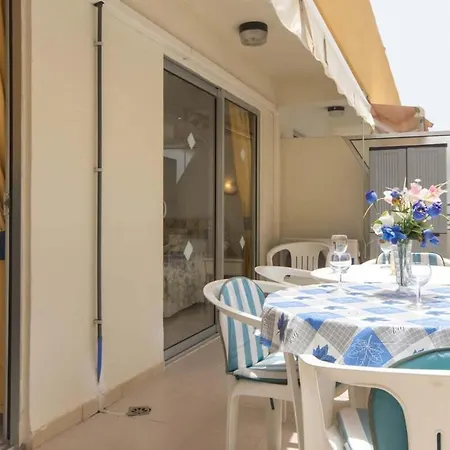 Santa Maria 65 - Two Bed Lejlighed *