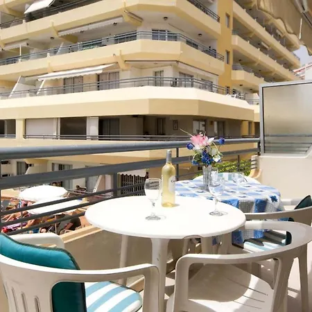 Santa Maria 65 - Two Bed Apartment *