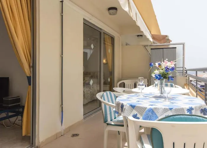 Santa Maria 65 - Two Bed شقة *